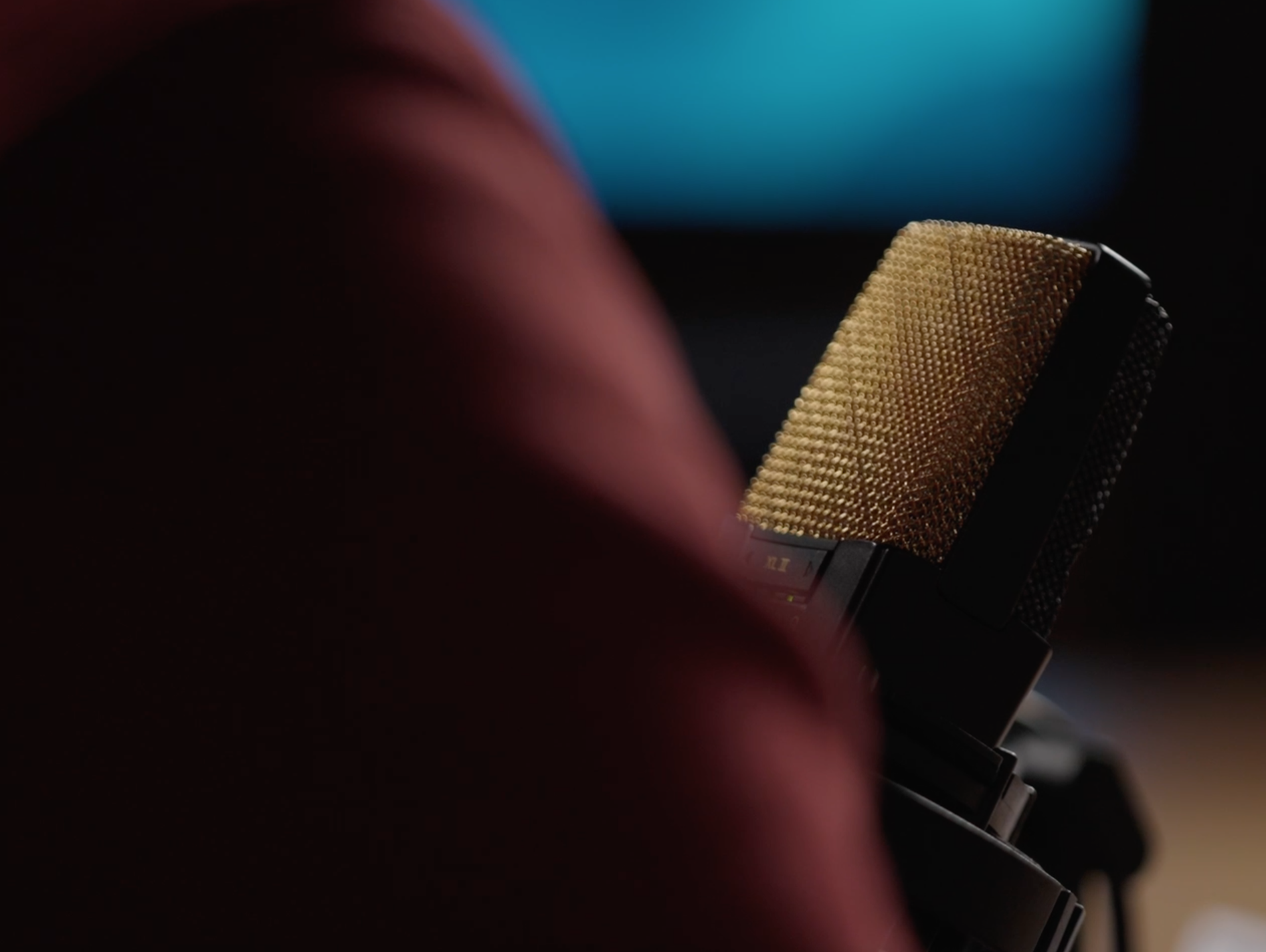 AKG C414 XLII microphone